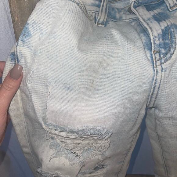 KanCan distressed skinny jeans, light washed - Picture 3 of 4